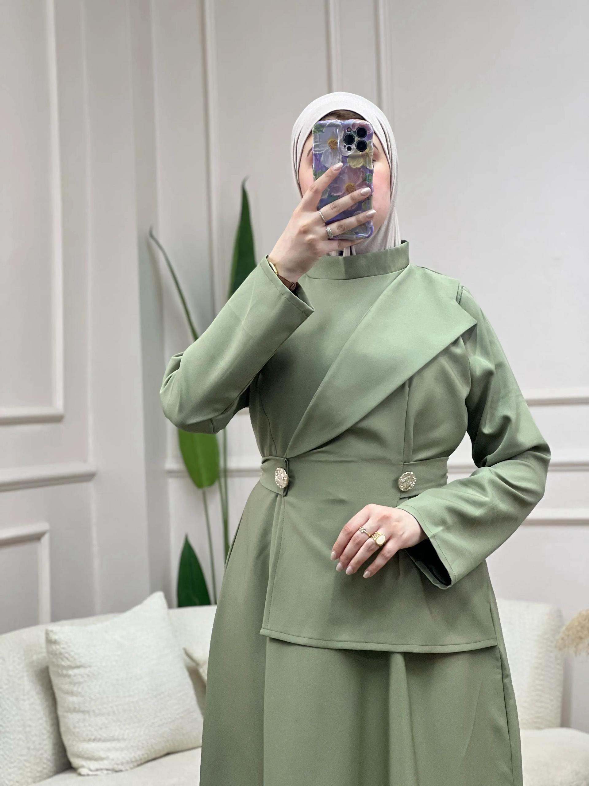 20260c65-43c5-4ee7-b364-455ce1dbe1a7 Robe Classy - Image 1